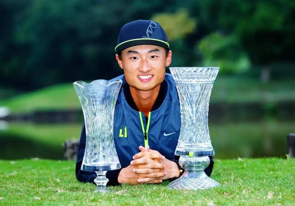 台湾足球风靡亚洲，队员技术一流斩获冠军