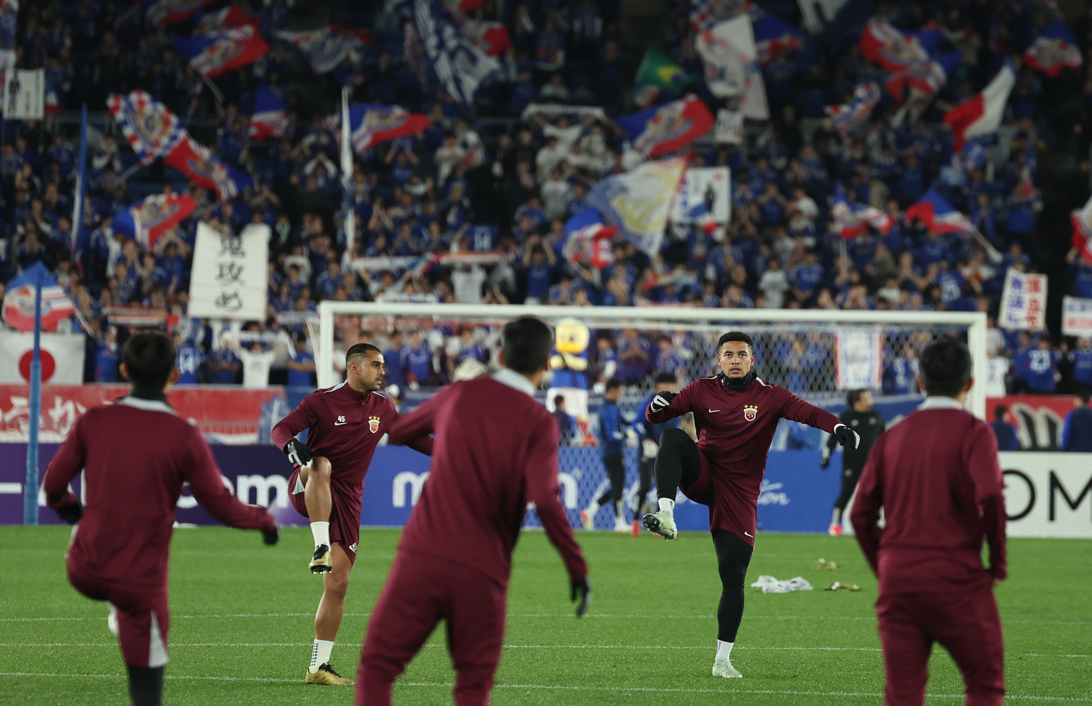 横滨水手将迎战仁川联队的足球比赛