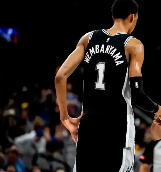 世俱杯直播-NBA圣安东尼奥马刺队主帅表态备战新赛季