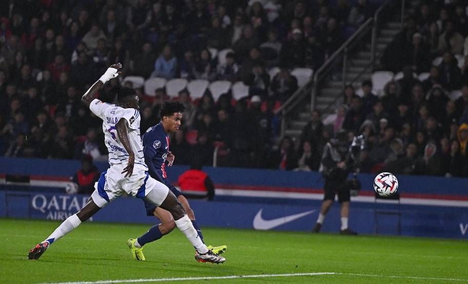 世俱杯决赛-斯特拉斯堡客场取胜，结束连败颓势