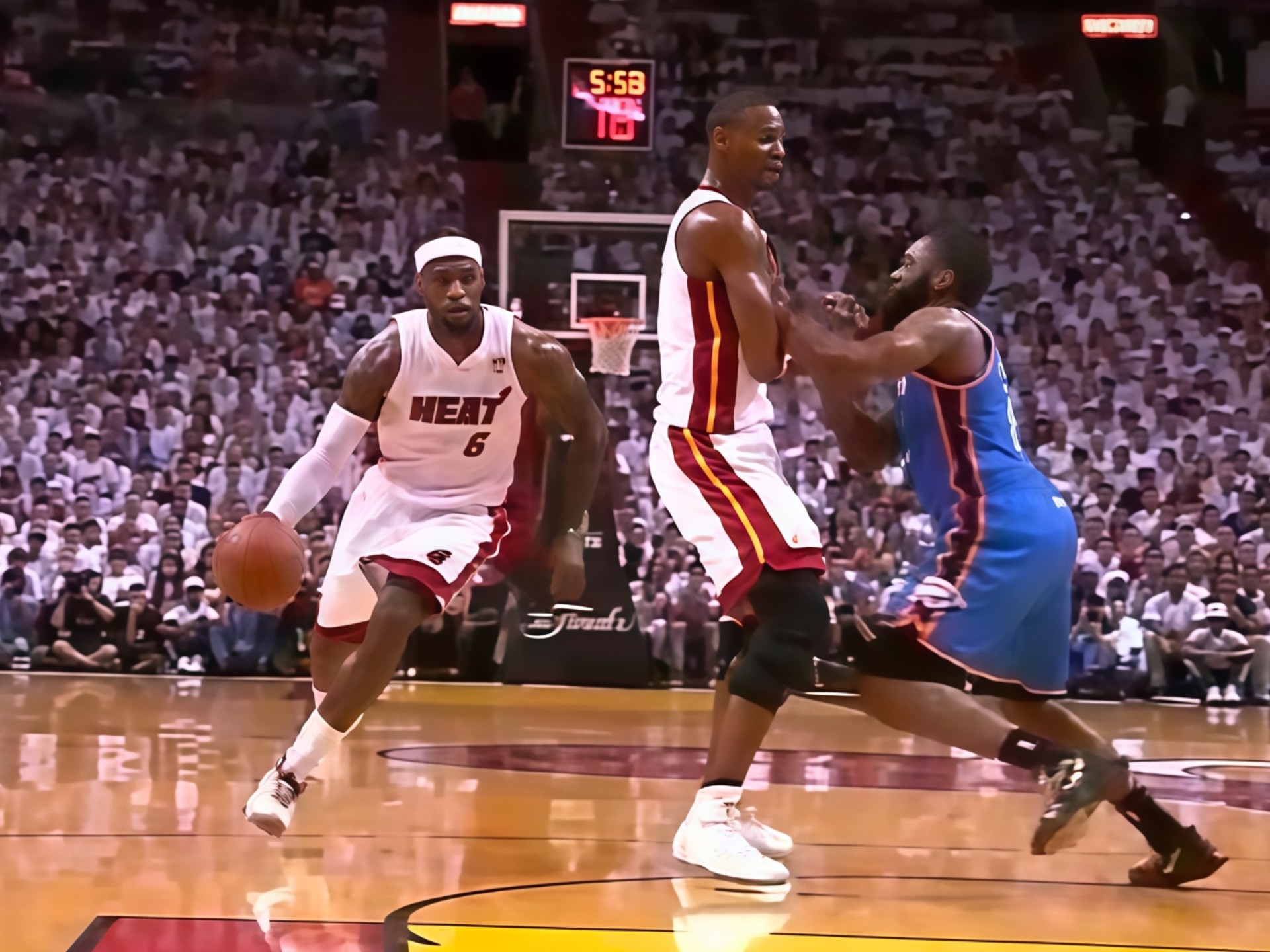 世俱杯直播-包含湖人大胜开拓者,詹姆斯轰下三双的词条