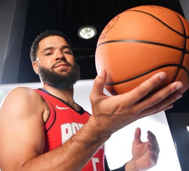 深圳队绝杀勇士,范弗利特状态火热的简单介绍 深圳队绝杀勇士,范弗利特状态火热的简单介绍