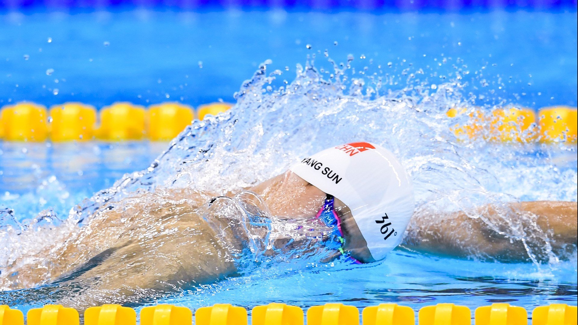 世俱杯2025-一场胜利，两个定义，阿尔卡拉斯的年终总决赛为何在ATP总决赛燃烧？